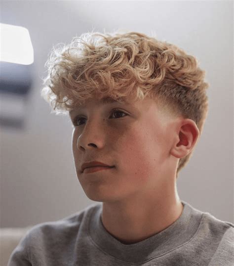 50 Cool White Boy Haircuts to Rock in 2024